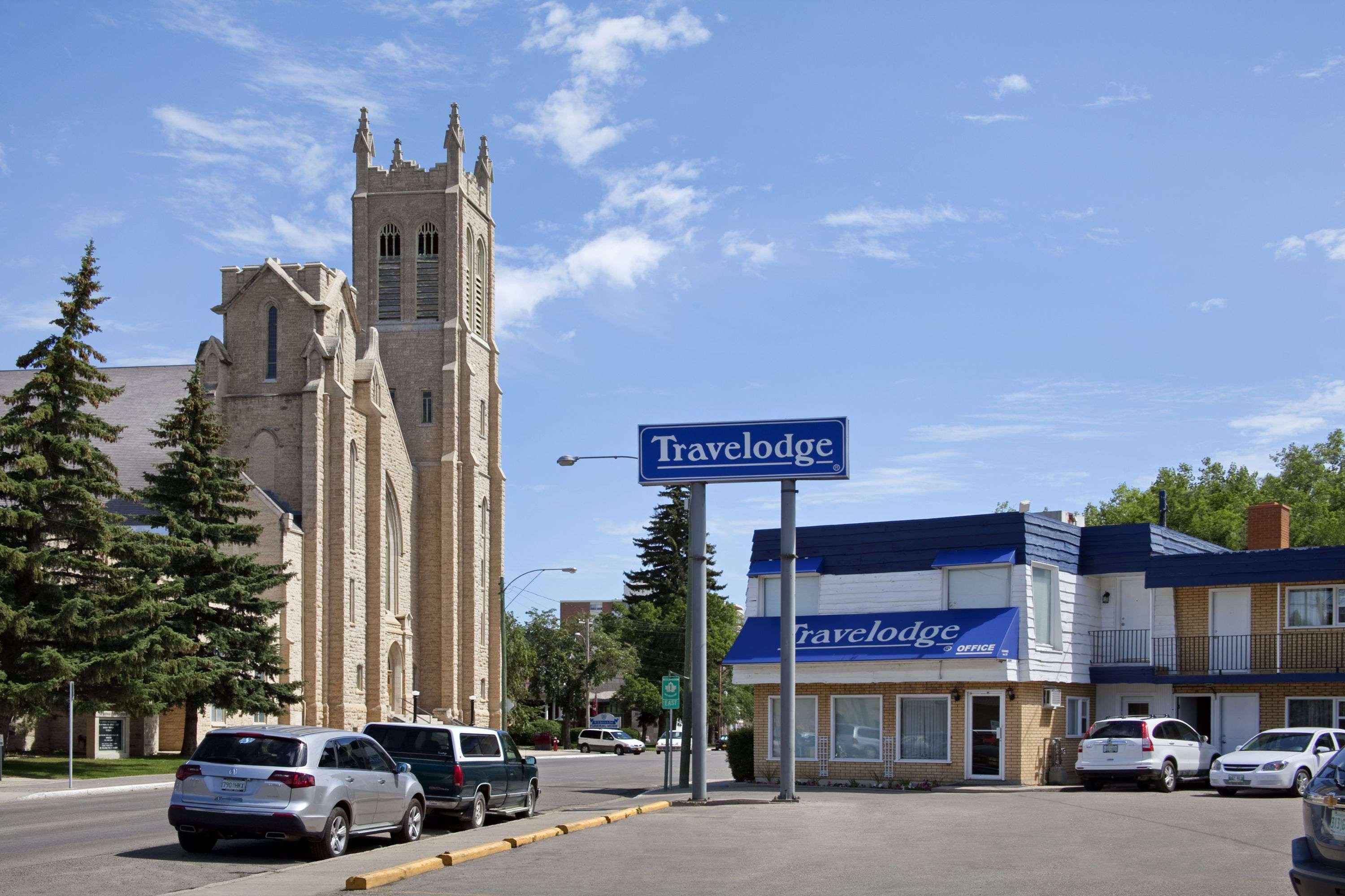 Travelodge By Wyndham Moose Jaw Extérieur photo