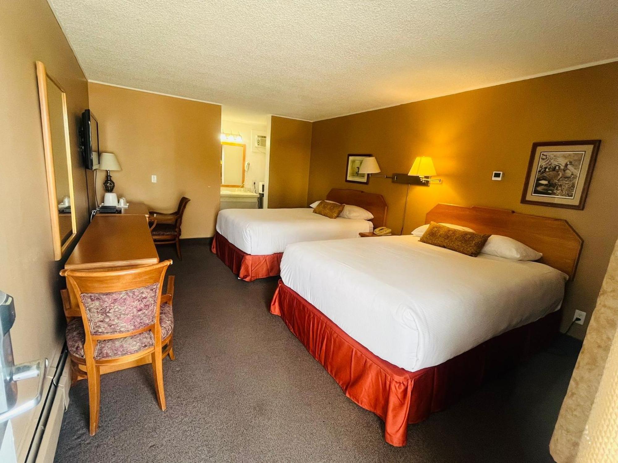 Travelodge By Wyndham Moose Jaw Extérieur photo