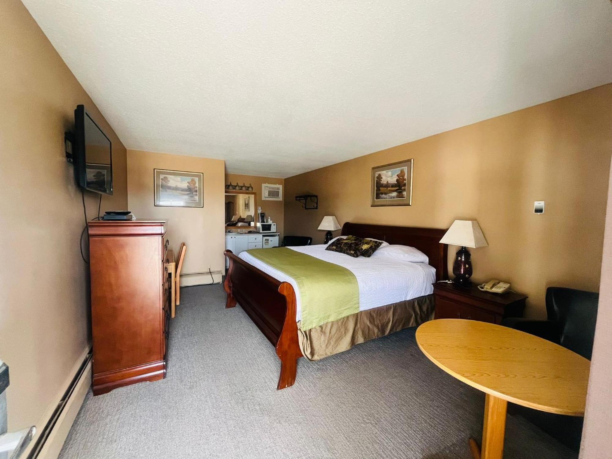 Travelodge By Wyndham Moose Jaw Extérieur photo