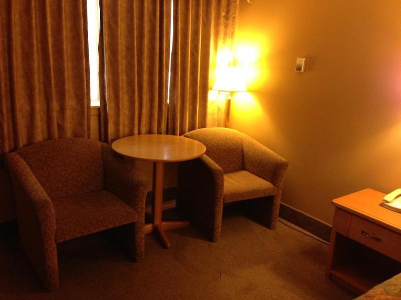 Travelodge By Wyndham Moose Jaw Extérieur photo