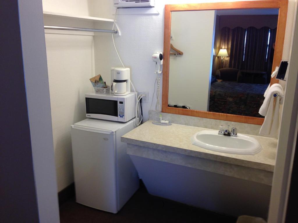 Travelodge By Wyndham Moose Jaw Chambre photo